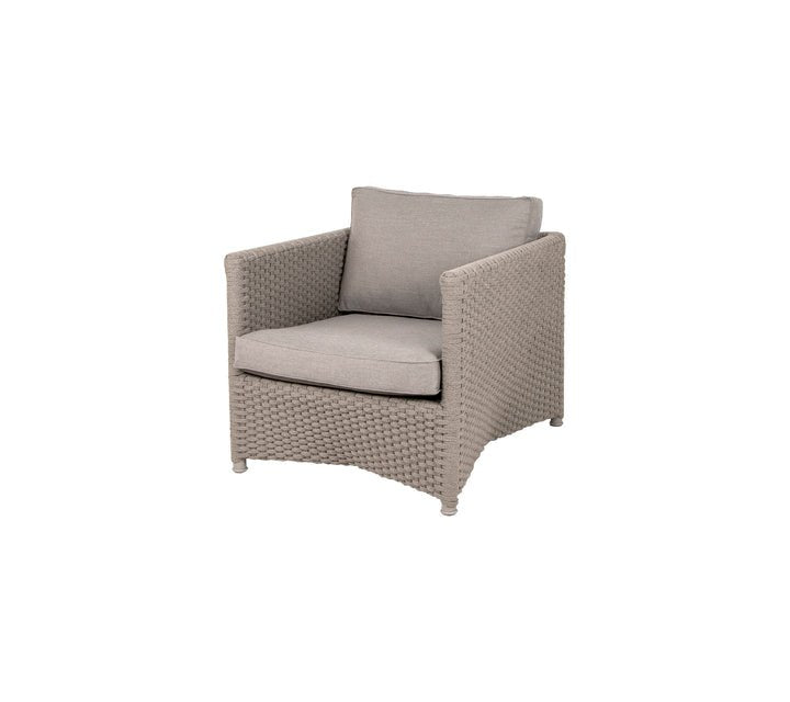 Diamond Lounge Chair - Cedar Nursery - Plants and Outdoor Living
