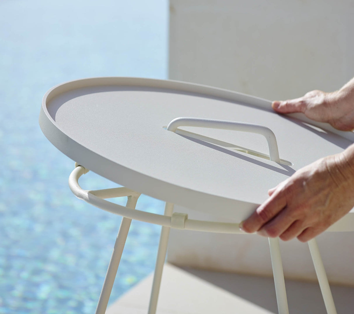 On-The-Move Side Table - Cedar Nursery - Plants and Outdoor Living