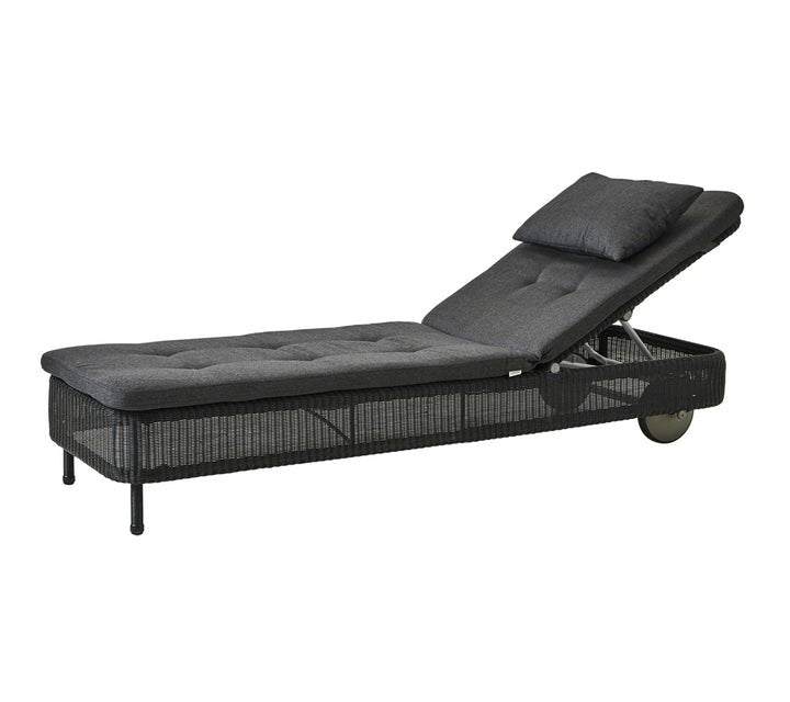 Presley Sunbed - Cedar Nursery - Plants and Outdoor Living