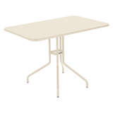 Petale Table
