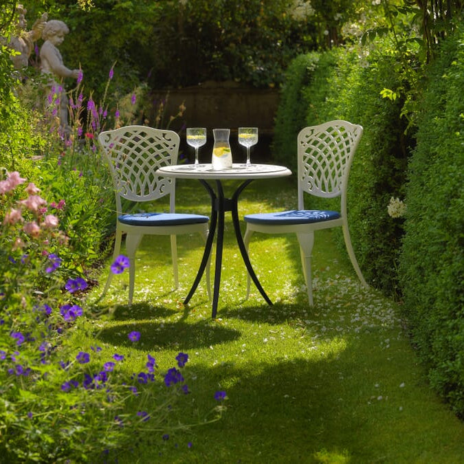 Casa Chair | Luxury Outdoor Furniture | Cedar Nursery – Cedar Nursery ...