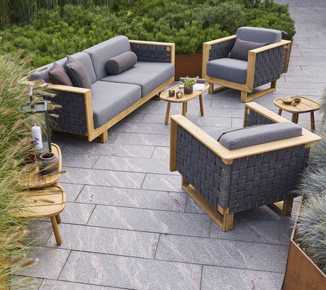 Angle Lounge Chair - Cedar Nursery - Plants and Outdoor Living
