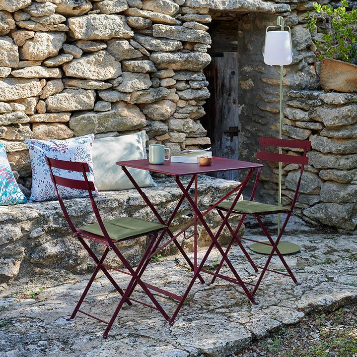 Balad Upright Stand - Cedar Nursery - Plants and Outdoor Living