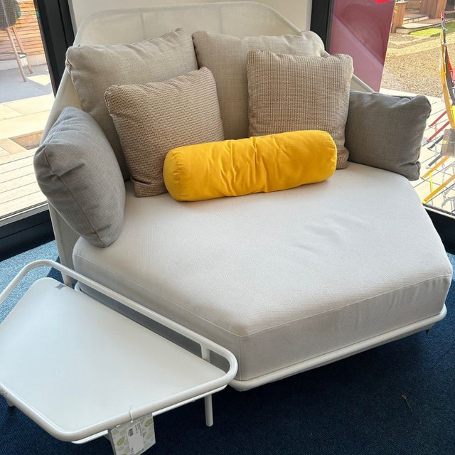 Ex Display Hive Love Seat and Table Offer - Cedar Nursery - Plants and Outdoor Living