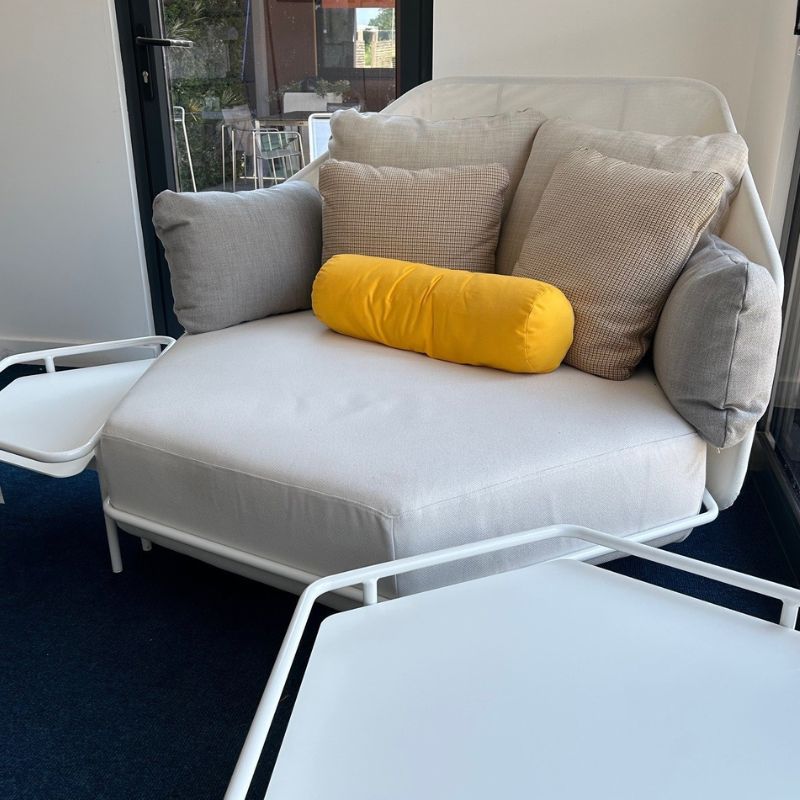 Ex Display Hive Love Seat and Table Offer - Cedar Nursery - Plants and Outdoor Living