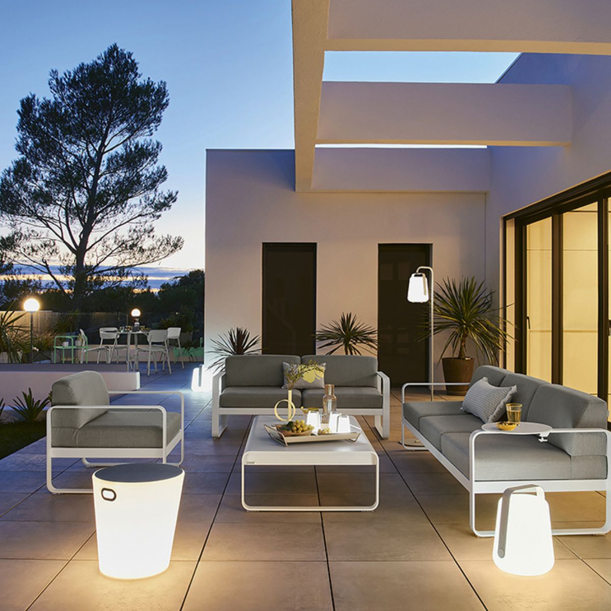 Inoui Lighting Stool - Cedar Nursery - Plants and Outdoor Living