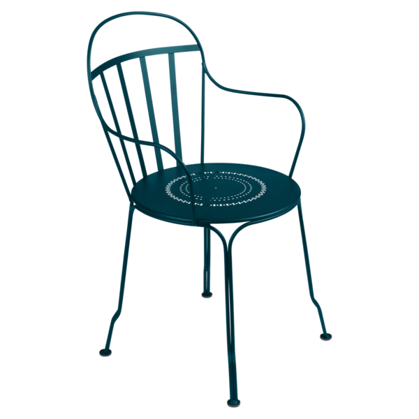 Louvre Armchair - Cedar Nursery - Plants and Outdoor Living