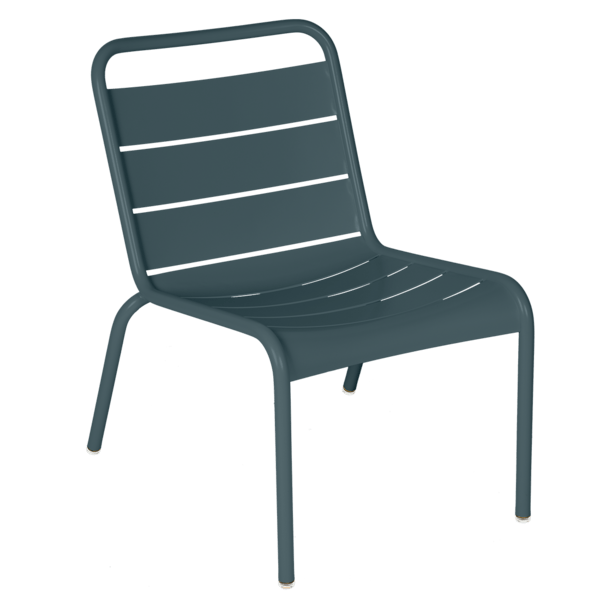 Luxembourg Lounge Chair - Cedar Nursery - Plants and Outdoor Living