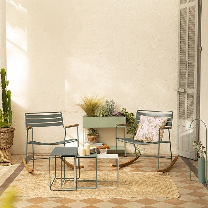 Surprising Lounge Rocking Chair - Cedar Nursery - Plants and Outdoor Living