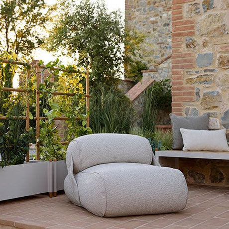 Unite Lounge Chair - Cedar Nursery - Plants and Outdoor Living