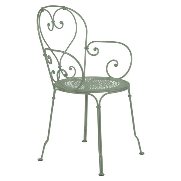 1900 Armchair - Cedar Nursery - Plants and Outdoor Living