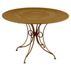 1900 Table - Cedar Nursery - Plants and Outdoor Living