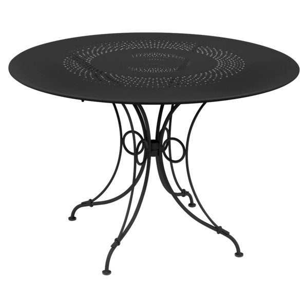 1900 Table - Cedar Nursery - Plants and Outdoor Living