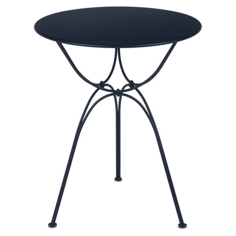 Airloop Table - Cedar Nursery - Plants and Outdoor Living