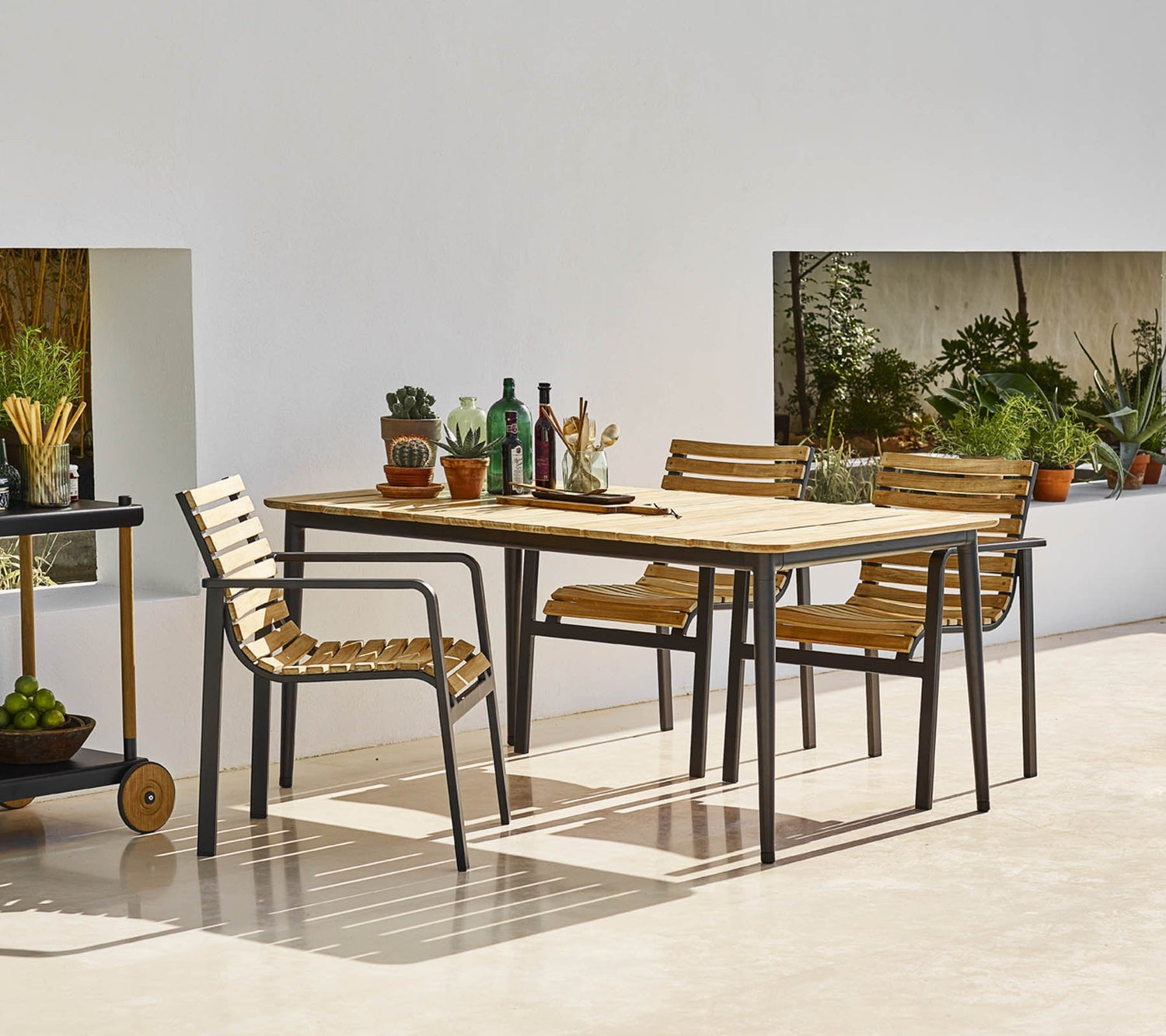 Core Dining Table - Cedar Nursery - Plants and Outdoor Living