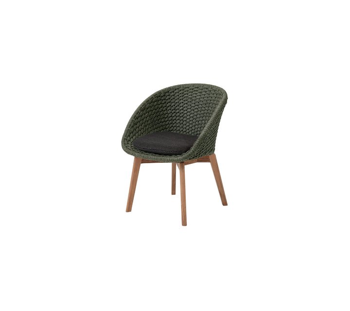 Peacock Chair - Cedar Nursery - Plants and Outdoor Living