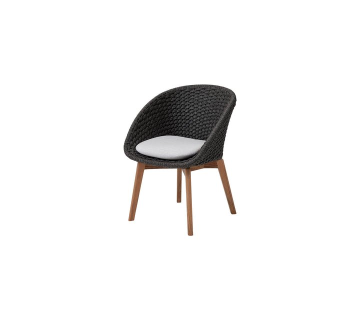 Peacock Chair - Cedar Nursery - Plants and Outdoor Living