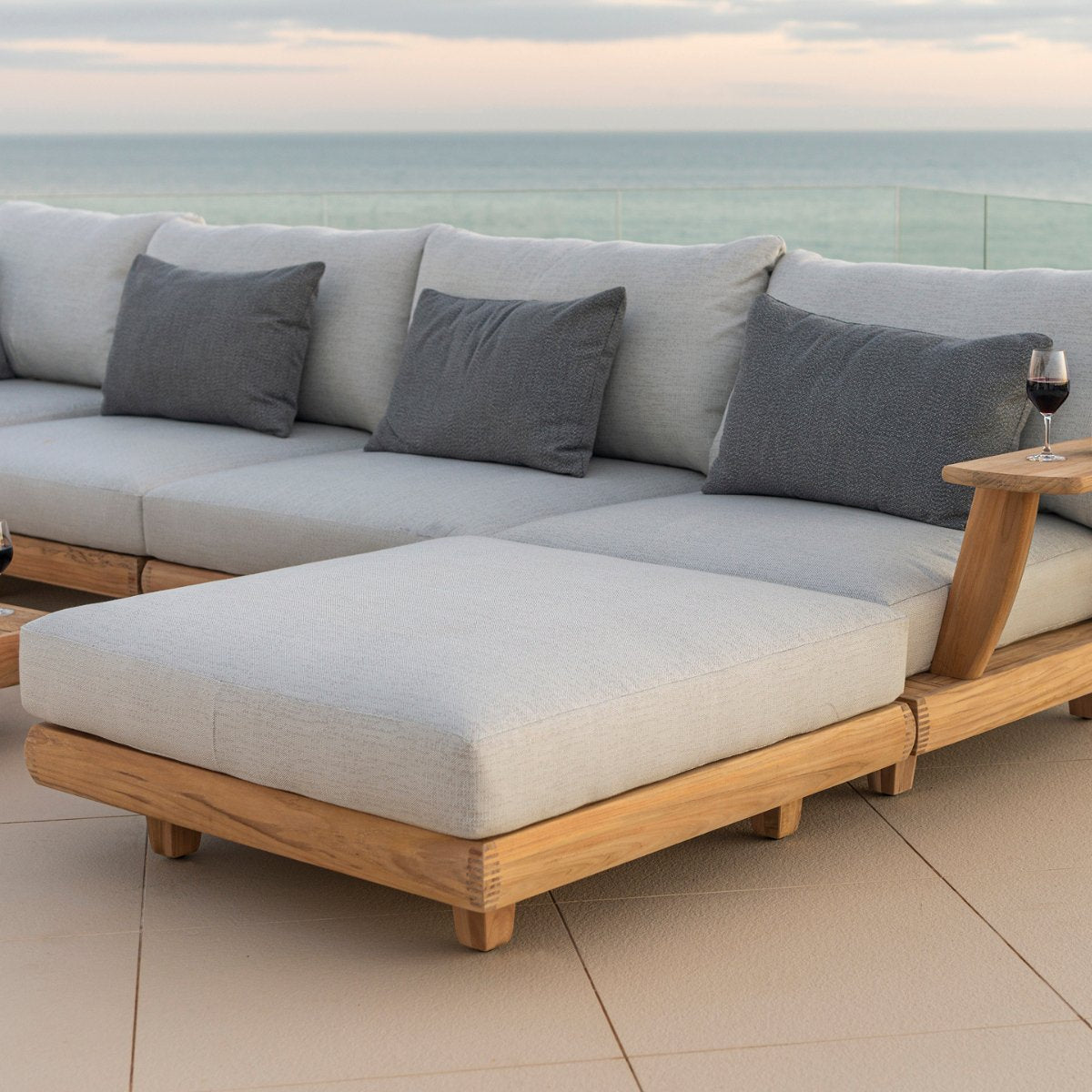 Sorrento Teak Ottoman - Cedar Nursery - Plants and Outdoor Living